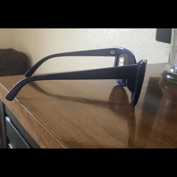 Retro Blue Sunglasses - Picture 3 of 3